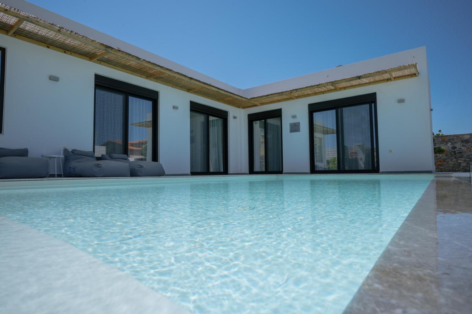 Sardines Luxury Villas Analipsi  Buitenkant foto